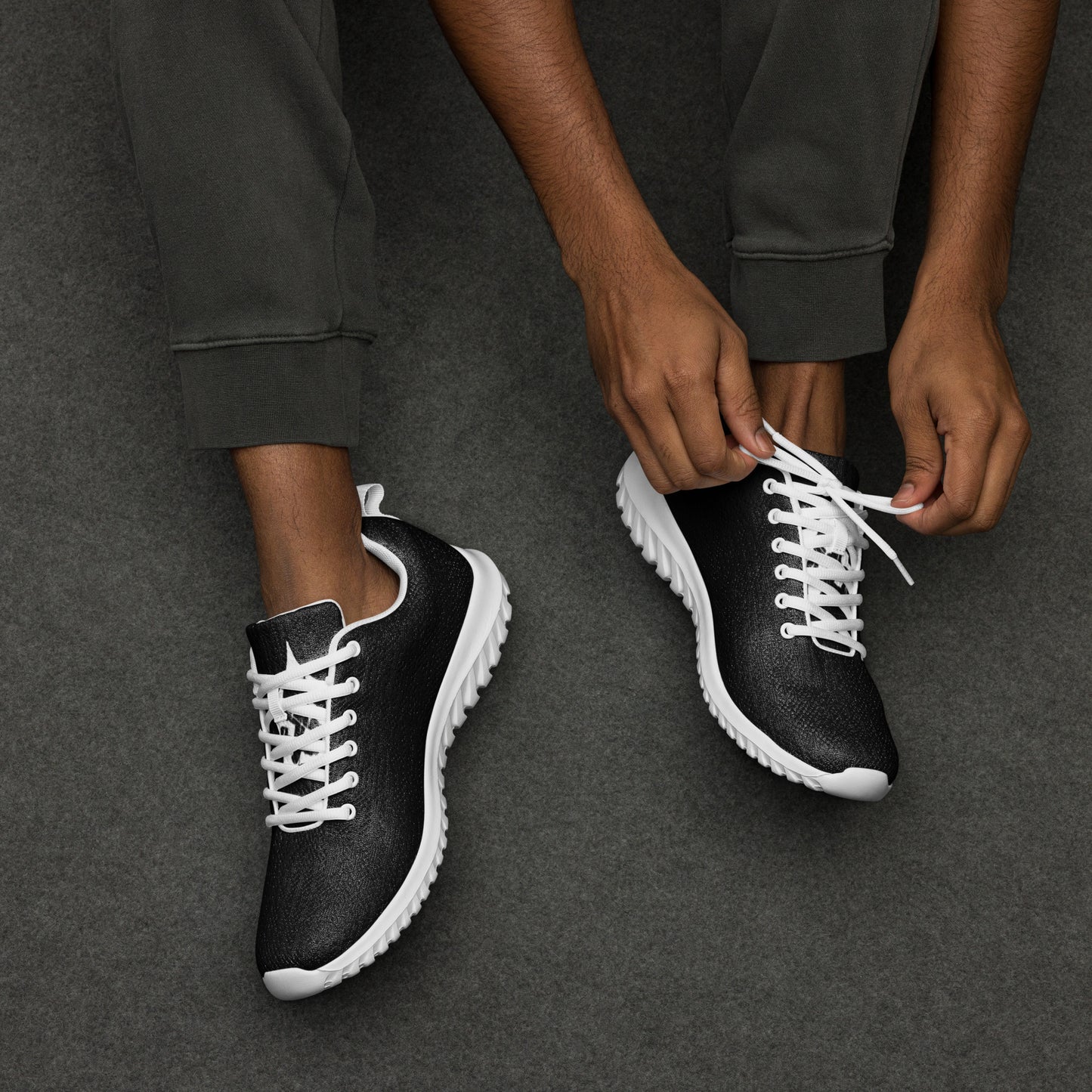 SKV Men’s athletic shoes