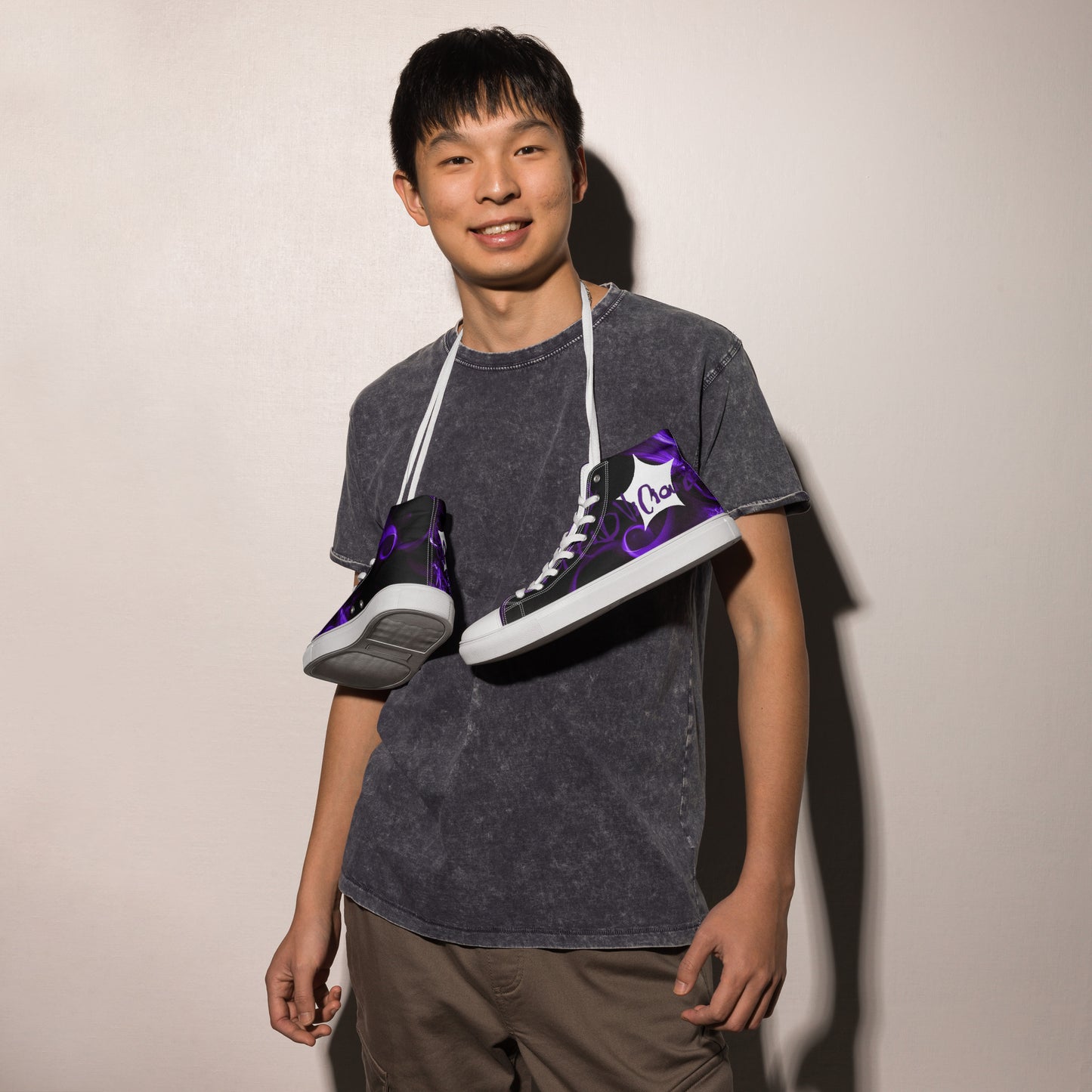 SuPeR PUrplE Men’s high top canvas shoes