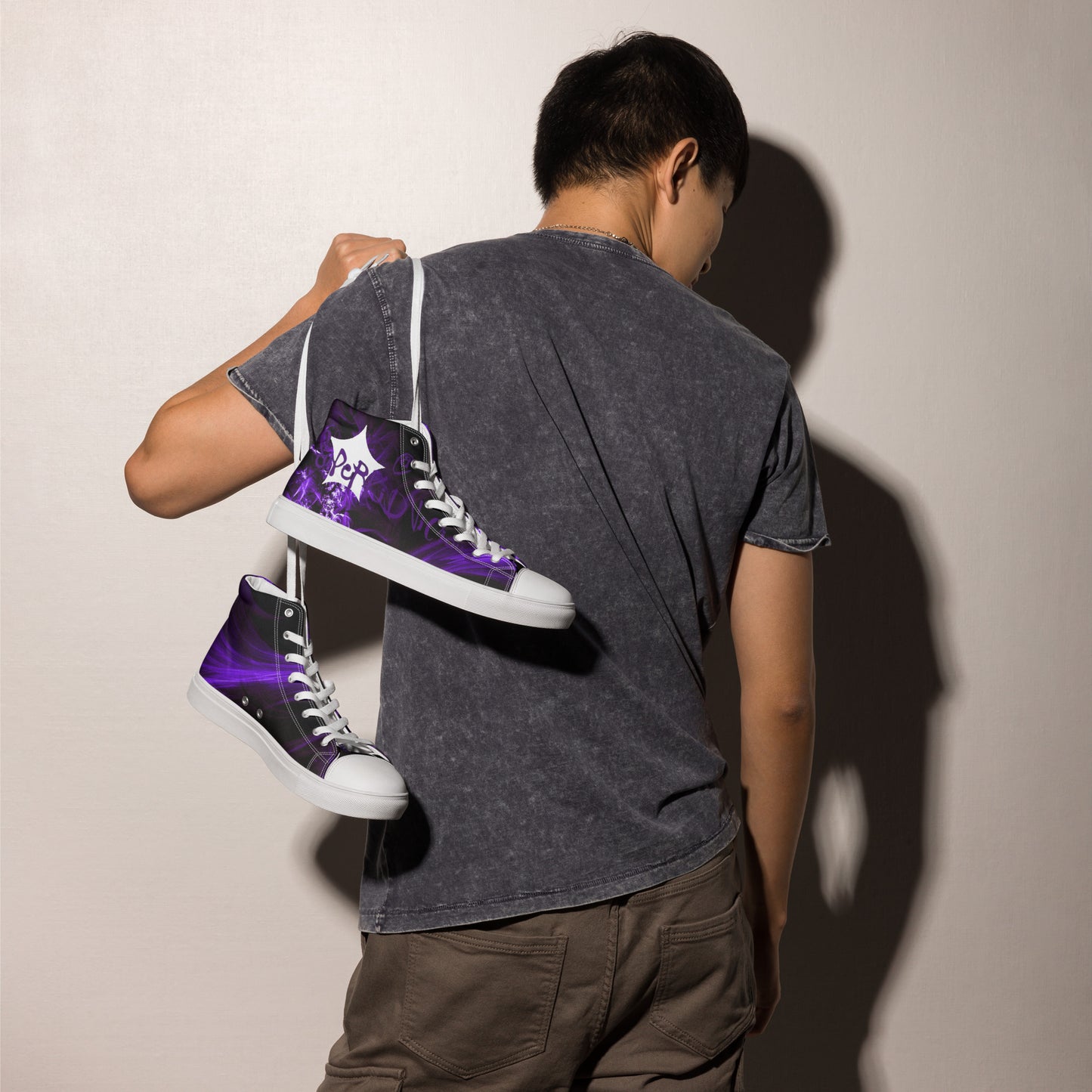 SuPeR PUrplE Men’s high top canvas shoes