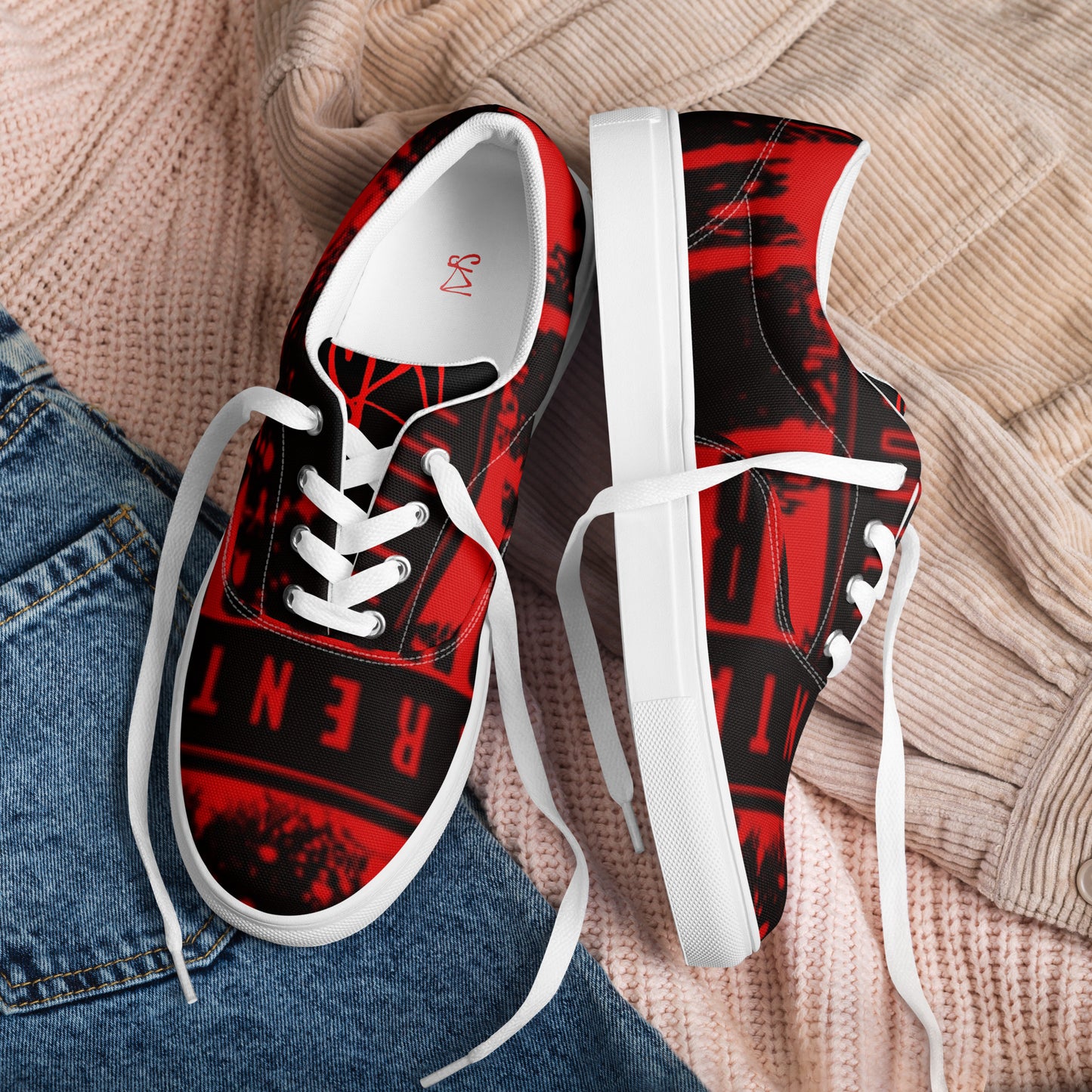 RED LYRIC Men’s lace-up canvas shoes